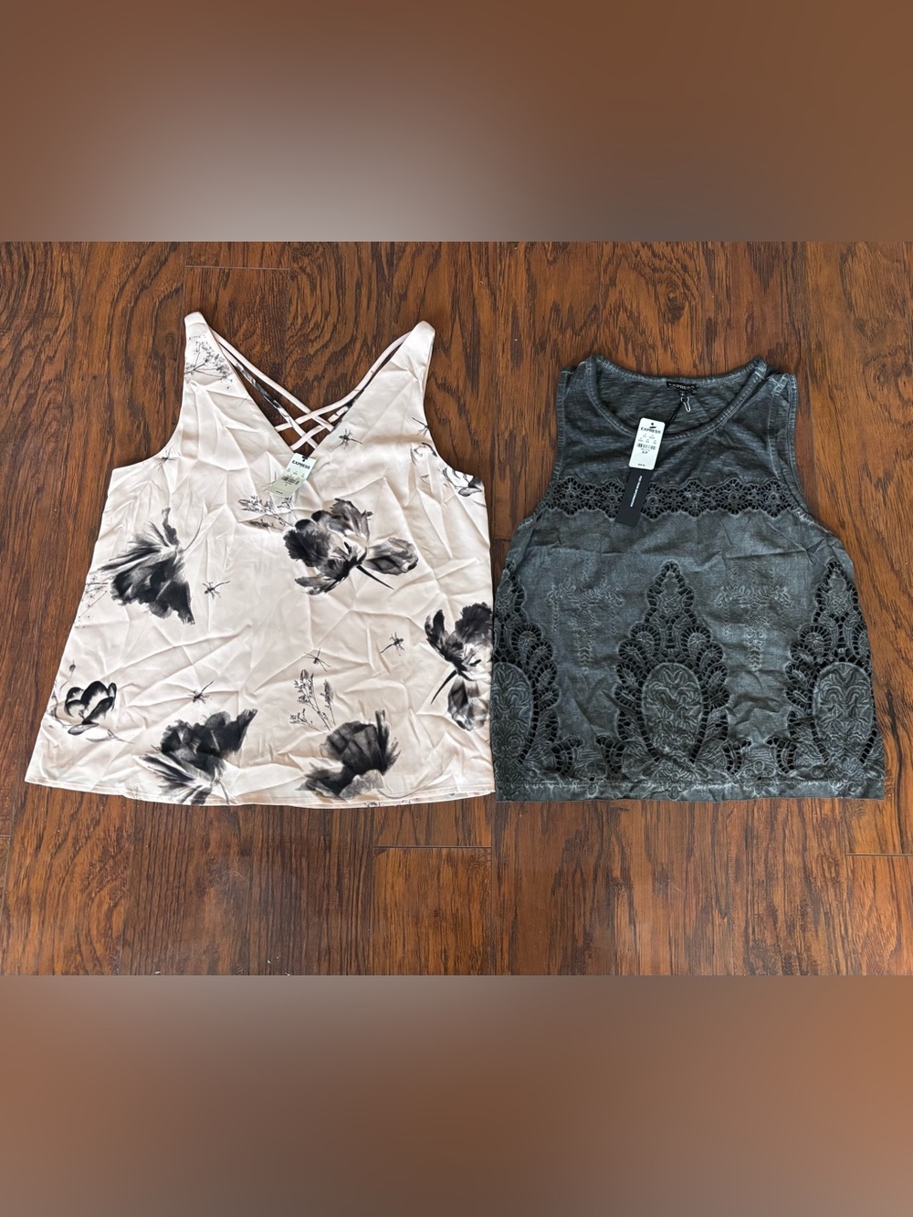 Express NWT top light pink flower dragonfly criss-cross strap & black eyelet -S